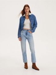 Jeansy straight - niebieski. Niebieskie jeansy Reserved, bez wzorów. W wyprzedaży za 79.99 zł.