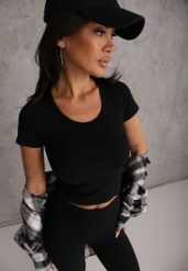 Czarny Krótki T-shirt Basic z Okrągłym Dekoltem Gresalor. Czarne t-shirty Renee, m, bez wzorów, z jeansu, bez kołnierzyka, bez ramiączek. Za 49.99 zł.