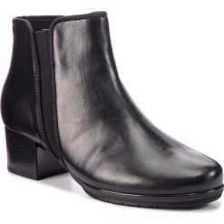 Botki GABOR - 95.530.27 Schwarz. Czarne botki Gabor, bez wzorów, z materiału, bez obcasa, bez zapięcia. W wyprzedaży za 329.00 zł.