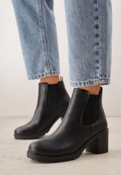Czarne Klasyczne Botki Sztyblety VICES na Słupku Cezeira. Czarne botki Born2be, bez wzorów, bez obcasa, na obcasie, bez zapięcia. Za 109.99 zł.