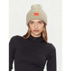 Czapka Helly Hansen. Zielone czapki Helly Hansen, bez wzorów. Za 129.99 zł.