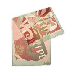 Szal damski Anekke, wykonany z lekkiego materiału tekstylnego,edycja limitowana, kolorowy, 42470-031. Czerwone szaliki Anekke, bez wzorów, eleganckie. Za 119.00 zł.