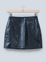 LeGer Spódnica "Ella" w kolorze czarnym ze skóry syntetycznej rozmiar: 38. Czarne spódnice LeGer, na co dzień, bez wzorów, ze skóry, mini, proste. Za 231.68 zł.