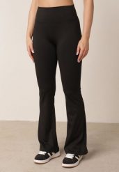Czarne Legginsy o Kroju Dzwonów z Wysokim Stanem i Modelującym Marszczeniem Pronone. Czarne legginsy Born2be, m, bez wzorów, z jeansu, z podwyższonym stanem, krótkie. Za 69.99 zł.