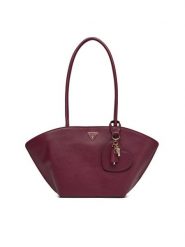 Guess Torebka Bolena HWZG92 07090 Bordowy. Czerwone torebki klasyczne Guess, z aplikacjami, ze skóry, bez dodatków. Za 679.99 zł.
