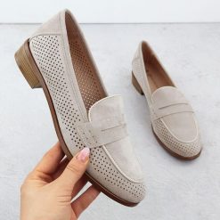 Półbuty zamszowe lordsy ażurowe beżowe Potocki SZ12585. Brązowe lordsy POTOCKI, w ażurowe wzory, z nubiku, bez obcasa, bez zapięcia. Za 209.99 zł.