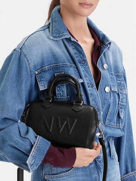 Nine West Torebka EO-Lira II-LX20085 Czarny. Czarne torebki klasyczne Nine West, bez wzorów, z materiału, bez dodatków. Za 125.99 zł.