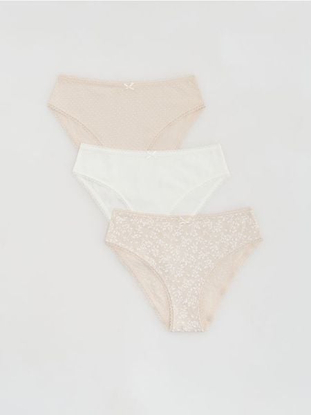 Bawełniane majtki figi 3 pack - kremowy. Białe figi Reserved, l, bez wzorów, z bawełny. Za 49.99 zł.