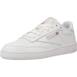 Buty do chodzenia damskie Reebok Club C 85. Białe obuwie sportowe Reebok, z materiału, bez zapięcia, trekkingowe, Reebok Club. Za 497.99 zł.