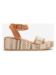 Unisa Skórzane sandały w kolorze jasnobrązowym na koturnie rozmiar: 40. Brązowe sandały Unisa, bez wzorów, z otwartym noskiem, bez obcasa, na koturnie, bez zapięcia. Za 260.99 zł.