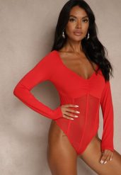 Czerwone Body Vices o Fasonie Longsleeve z Dekoltem w Kształcie V Asstre. Czerwone body Renee, l, bez wzorów, z jeansu. Za 64.99 zł.
