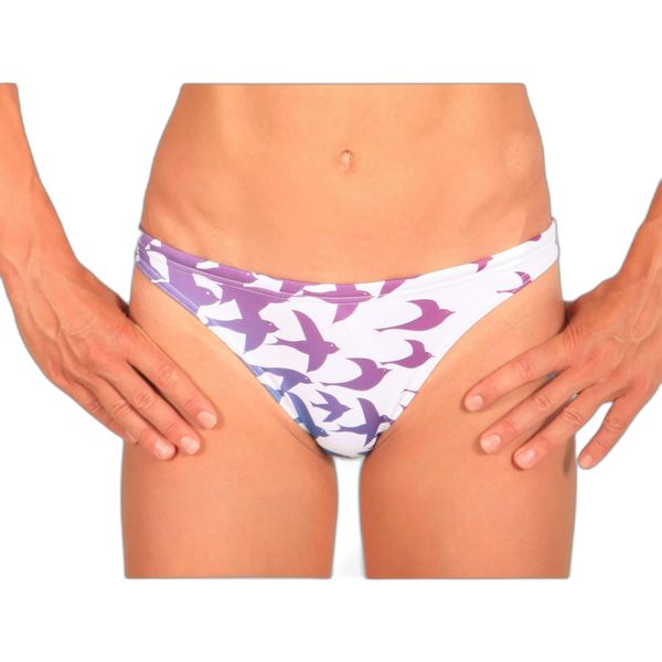 Figi do kostiumów kąpielowych dla kobiet Mako Sunkissed. Białe figi MAKO, xs, bez wzorów. Za 159.50 zł.