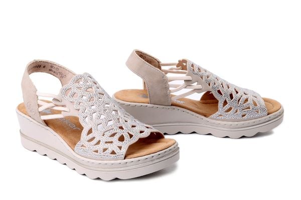 RIEKER 67465-62 beige, sandały damskie. Brązowe sandały Rieker, bez wzorów, bez obcasa, bez zapięcia. Za 287.91 zł.