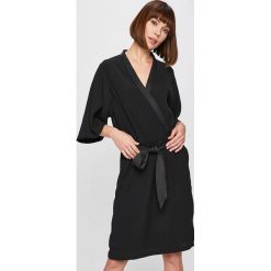 Scotch & Soda - Sukienka. Czarne sukienki Scotch & Soda, l, bez wzorów, z materiału, eleganckie, bez kołnierzyka, bez ramiączek, mini, rozkloszowane. W wyprzedaży za 479.90 zł.