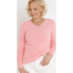 Jasnoróżowy Sweter Wełniany Panaris. Czerwone swetry Born2be, m, bez wzorów, z jeansu, bez ramiączek. Za 54.99 zł.