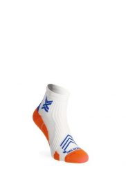 Skarpety biegowe X-Socks Run Expert Ankle. Białe skarpety X Socks, bez wzorów, z elastanu. Za 123.52 zł.