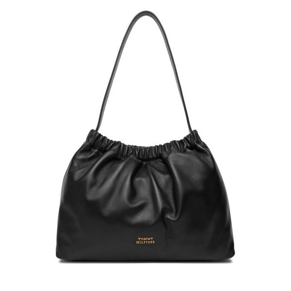 Torebka Tommy Hilfiger. Czarne torebki klasyczne TOMMY HILFIGER, bez wzorów, bez dodatków. Za 849.99 zł.