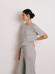 Dwuczęściowa piżama - szary. Szare piżamy Reserved, bez wzorów, z bawełny, bez ramiączek. W wyprzedaży za 79.99 zł.