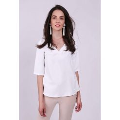 Bluzka w kolorze ecru. Białe bluzki Jesienny butik, xs, bez wzorów, bez kołnierzyka, bez ramiączek. W wyprzedaży za 99.95 zł.