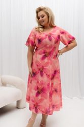 Elegancka sukienka Lori koralowo-różowa w duże kwiaty na wesele PLUS SIZE XXL OVERSIZE WIOSNA. Czerwone sukienki Moda Size Plus Iwanek, do pracy, na lato, plus size, bez wzorów, z elastanu, biznesowe, bez kołnierzyka, plus size, bez ramiączek, midi, dopasowane. Za 299.90 zł.