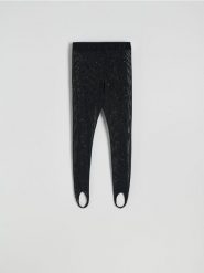 Błyszczące legginsy z rozcięciami - czarny. Czarne legginsy Reserved, l, bez wzorów, z dzianiny. W wyprzedaży za 49.99 zł.