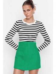 Trendyol Sweter w kolorze biało-czarnym rozmiar: XS. Czarne swetry Trendyol, xs, bez wzorów, bez ramiączek. Za 56.99 zł.