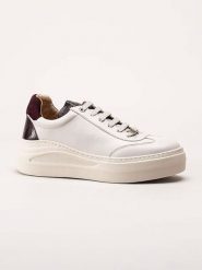 Unisa Skórzane sneakersy "Fara" w kolorze białym rozmiar: 39. Białe trampki Unisa, bez wzorów, bez zapięcia. Za 392.45 zł.