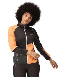 Regatta Kurtka softshellowa "Yare VIII" w kolorze czarno-pomarańczowym rozmiar: 42. Czarne kurtki sportowe Regatta, bez wzorów, bez kaptura, outdoorowe. Za 100.95 zł.