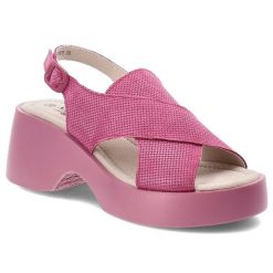 Sandały damskie S.Barski, cholewka ze skóry zamszowej zapinane na sprzączkę, różowe, LR61-7005. Czerwone sandały S.BARSKI, bez wzorów, ze skóry, bez obcasa, na koturnie, bez zapięcia. Za 189.00 zł.