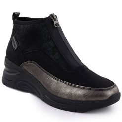 Botki damskie na zamek czarne Rieker 9362. Czarne botki Rieker, bez wzorów, ze skóry ekologicznej, bez obcasa, bez zapięcia. Za 349.00 zł.