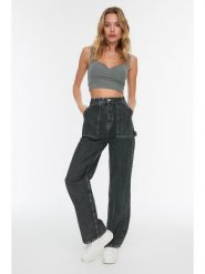 Trendyol Dżinsy - Comfort fit - w kolorze antracytowym rozmiar: 34. Czarne jeansy Trendyol, bez wzorów, z podwyższonym stanem. Za 83.62 zł.