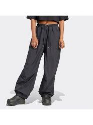 Adidas Spodnie dresowe w kolorze czarnym rozmiar: M. Czarne spodnie dresowe Adidas, m, bez wzorów, z dresówki. Za 171.28 zł.