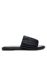 Bronx Klapki Delan-Y 85046-D Czarny. Czarne klapki Bronx, bez wzorów, ze skóry, bez obcasa. Za 219.99 zł.