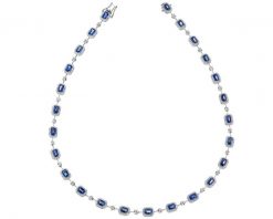 Naszyjnik z białego złota z brylantami i szafirami - próba 750. Białe naszyjniki Apart, z brylantem, złote. Za 109,990.00 zł.