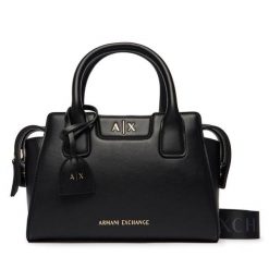 Torebka Armani Exchange. Czarne torebki klasyczne Armani Exchange, bez wzorów, bez dodatków. Za 629.99 zł.