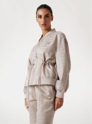Guess Kurtka przejściowa 177291 Beżowy Classic Fit. Brązowe kurtki Guess, l, z aplikacjami, bez kaptura. Za 619.99 zł.