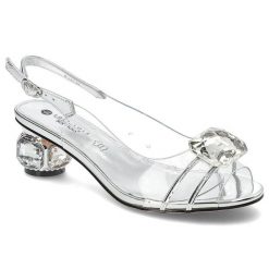 Srebrne Sandały Sca'Viola Eleganckie Obuwie Damskie Z Kryształem. Szare sandały Sca'viola, bez wzorów, eleganckie, bez obcasa, na obcasie, bez zapięcia. Za 377.99 zł.