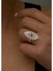 DIA DIAMONDS Pozłacany pierścionek z diamentami i rubinem rozmiar: 58. Czerwone pierścionki DIA DIAMONDS, z diamentem, pozłacane. Za 294.28 zł.