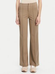 Guess Spodnie materiałowe V5YB11 KCX42 Brązowy Regular Fit. Brązowe spodnie materiałowe Guess, xl, z aplikacjami, z materiału. Za 399.99 zł.