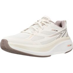 Kapcie SKECHERS GO RUN ELEVATE 2.0 Beżowy. Brązowe obuwie domowe Skechers, bez wzorów, z tkaniny, bez zapięcia. Za 381.99 zł.