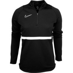 Bluza sportowa damska Nike Dri-FIT Academy. Czerwone bluzy Nike, bez wzorów, bez kaptura. Za 138.97 zł.