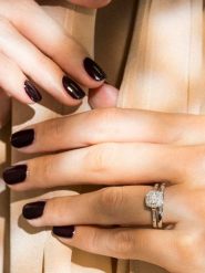 DIAMOND & CO Złoty pierścionek "Mon vue le plus cher" z diamentami rozmiar: 62. Szare pierścionki Diamond & Co, z diamentem, złote. Za 1,827.28 zł.