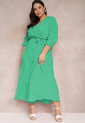 Zielona Kopertowa Sukienka z Gumką i Paskiem w Talii Zdobiona Plisowaniem Kaylina. Zielone sukienki Renee, l, z aplikacjami, bez kołnierzyka, plus size, bez ramiączek, maxi, kopertowe. Za 99.99 zł.