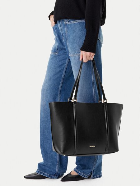 GINO ROSSI Torebka CEO-YANAY Czarny. Czarne shopper Gino Rossi, bez wzorów, ze skóry, bez dodatków. Za 279.99 zł.