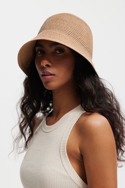 KAPELUSZ BUCKET RETRO KARMELOWY One size - Flawless. Kapelusze Flawless, bez wzorów. Za 210.00 zł.
