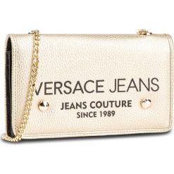 Torebka VERSACE JEANS - E3VTBPD4 901. Żółte torebki klasyczne Versace Jeans, bez wzorów, z jeansu, bez dodatków. W wyprzedaży za 229.00 zł.