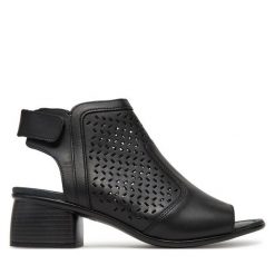 Sandały Remonte. Czarne sandały Remonte, bez wzorów, bez obcasa, na słupku, bez zapięcia. Za 379.99 zł.