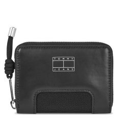 Mały Portfel Damski Tommy Jeans. Czarne portfele Tommy Jeans, bez wzorów, z jeansu. Za 129.99 zł.