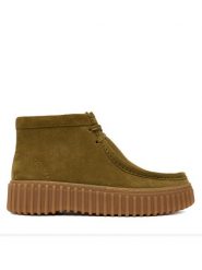 Clarks Trzewiki Torhill Moss 26183872 Khaki. Brązowe botki Clarks, bez wzorów, ze skóry, bez obcasa, na płaskiej podeszwie, bez zapięcia. Za 569.99 zł.