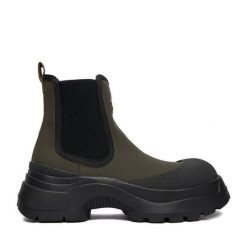 Sztyblety Hunter. Brązowe botki Hunter, bez wzorów, bez obcasa, na płaskiej podeszwie, bez zapięcia. Za 329.99 zł.